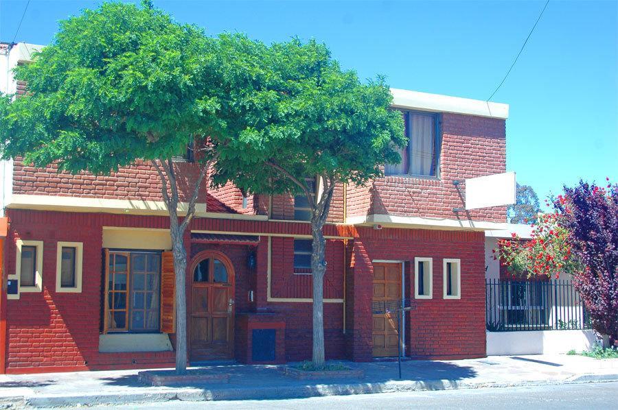 Hostel El Agora Trelew Kültér fotó